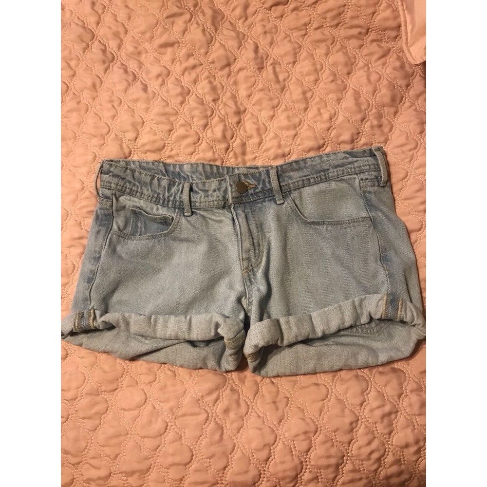 Size 38 H&M Low waisted Denim Shorts